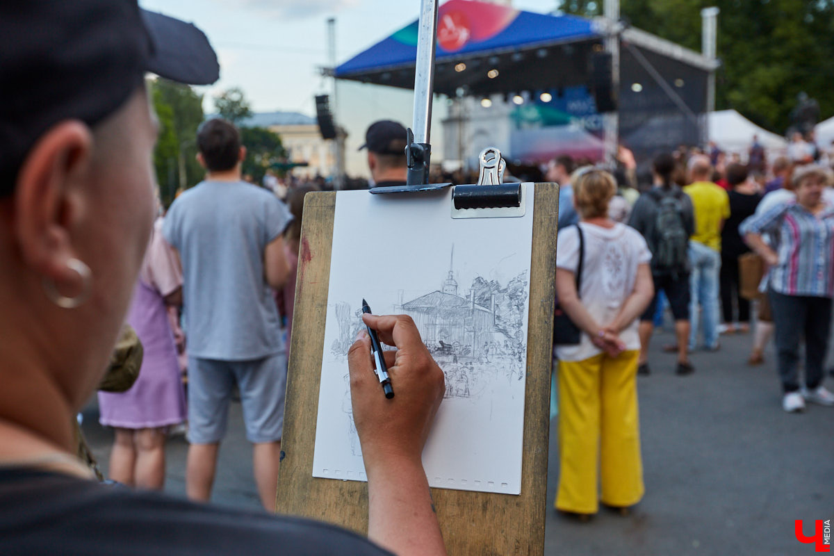 Фестиваль-путешественник «Музыкальная экспедиция» прошел в нашем регионе уже в 8-й раз. Форум побывал в необычных уголках края и собрал более 7000 слушателей. Делимся с вами итогами, отзывами и фотографиями с завершающего серию мероприятий национального проекта «Культура» концерта