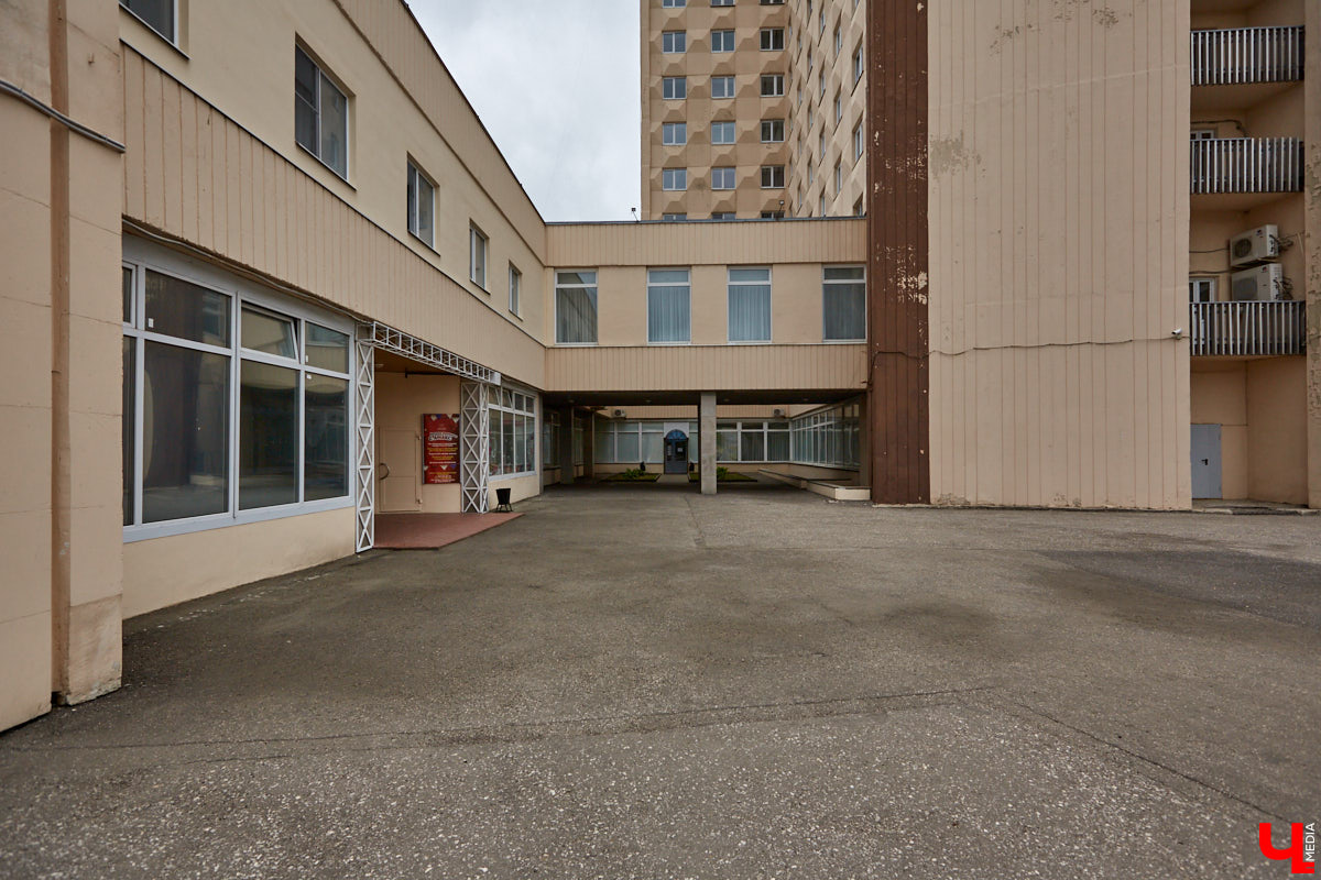 Как в совмоде сочетаются одновременно функциональность и воздушность? «Ключ-Медиа» попробовал разобраться, составив обзор владимирских зданий в стиле советского модернизма по мотивам лекции члена Союза архитекторов России Людмилы Басмановой.