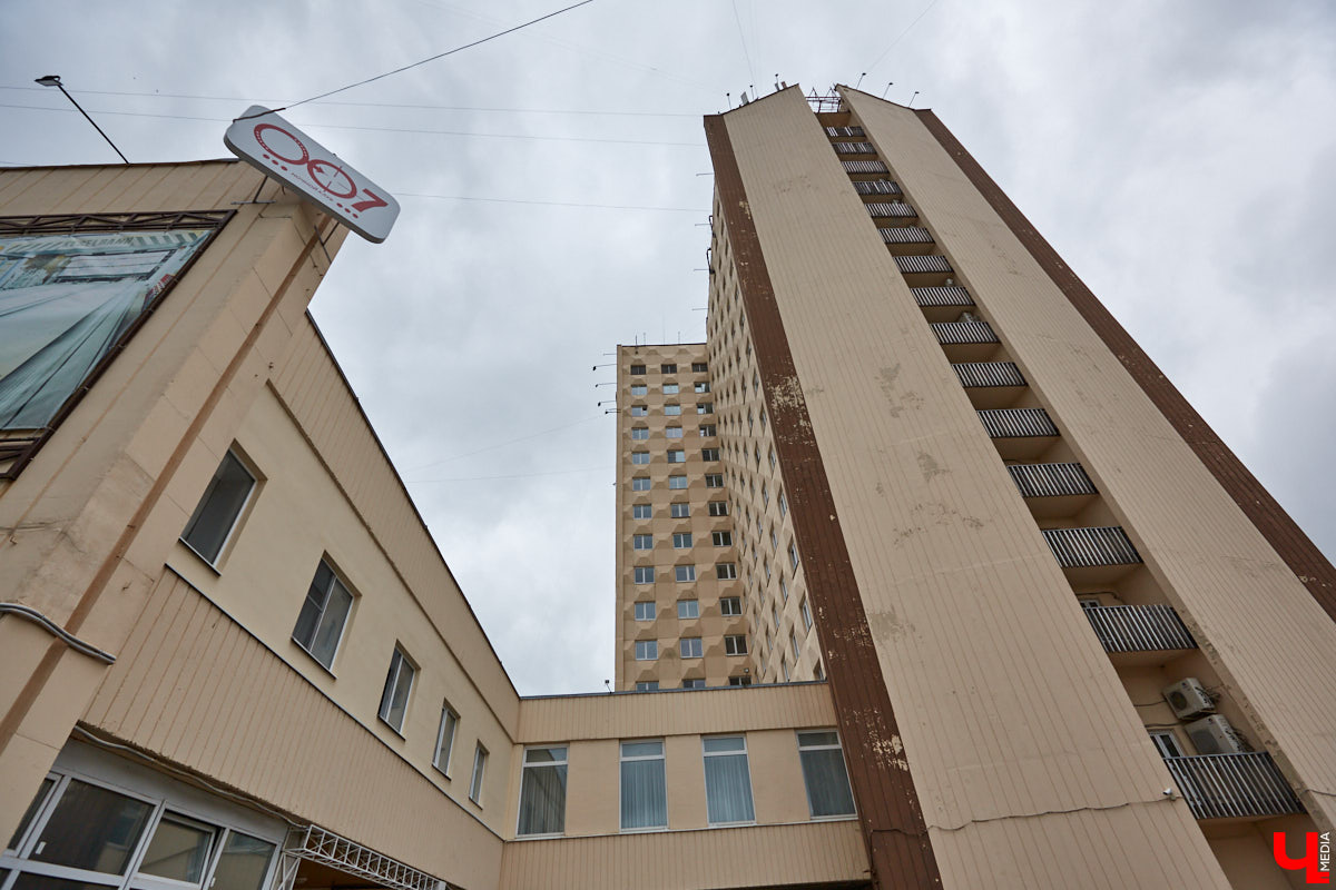 Как в совмоде сочетаются одновременно функциональность и воздушность? «Ключ-Медиа» попробовал разобраться, составив обзор владимирских зданий в стиле советского модернизма по мотивам лекции члена Союза архитекторов России Людмилы Басмановой.