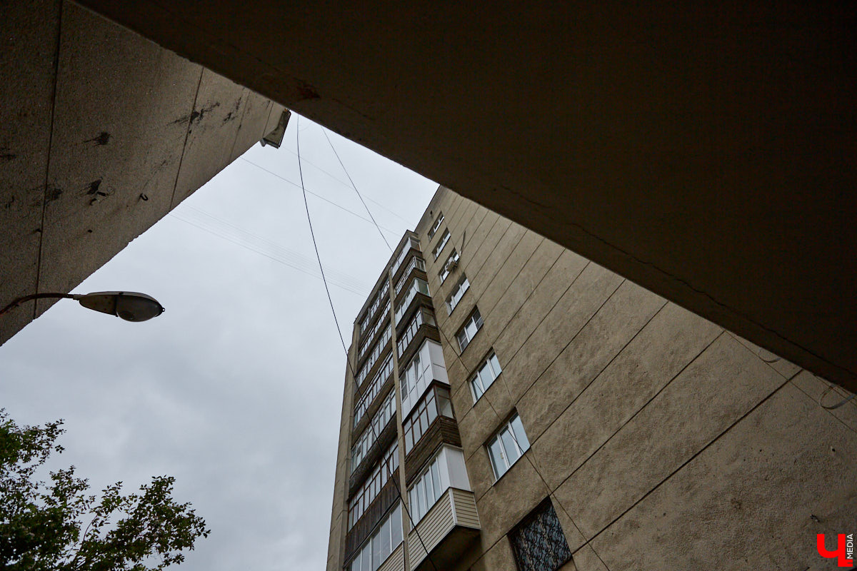 Как в совмоде сочетаются одновременно функциональность и воздушность? «Ключ-Медиа» попробовал разобраться, составив обзор владимирских зданий в стиле советского модернизма по мотивам лекции члена Союза архитекторов России Людмилы Басмановой.