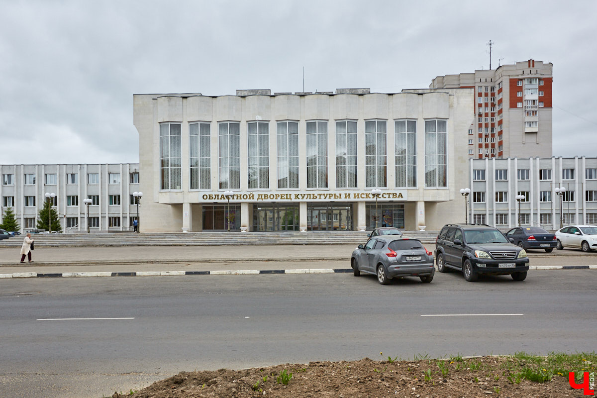 Как в совмоде сочетаются одновременно функциональность и воздушность? «Ключ-Медиа» попробовал разобраться, составив обзор владимирских зданий в стиле советского модернизма по мотивам лекции члена Союза архитекторов России Людмилы Басмановой.