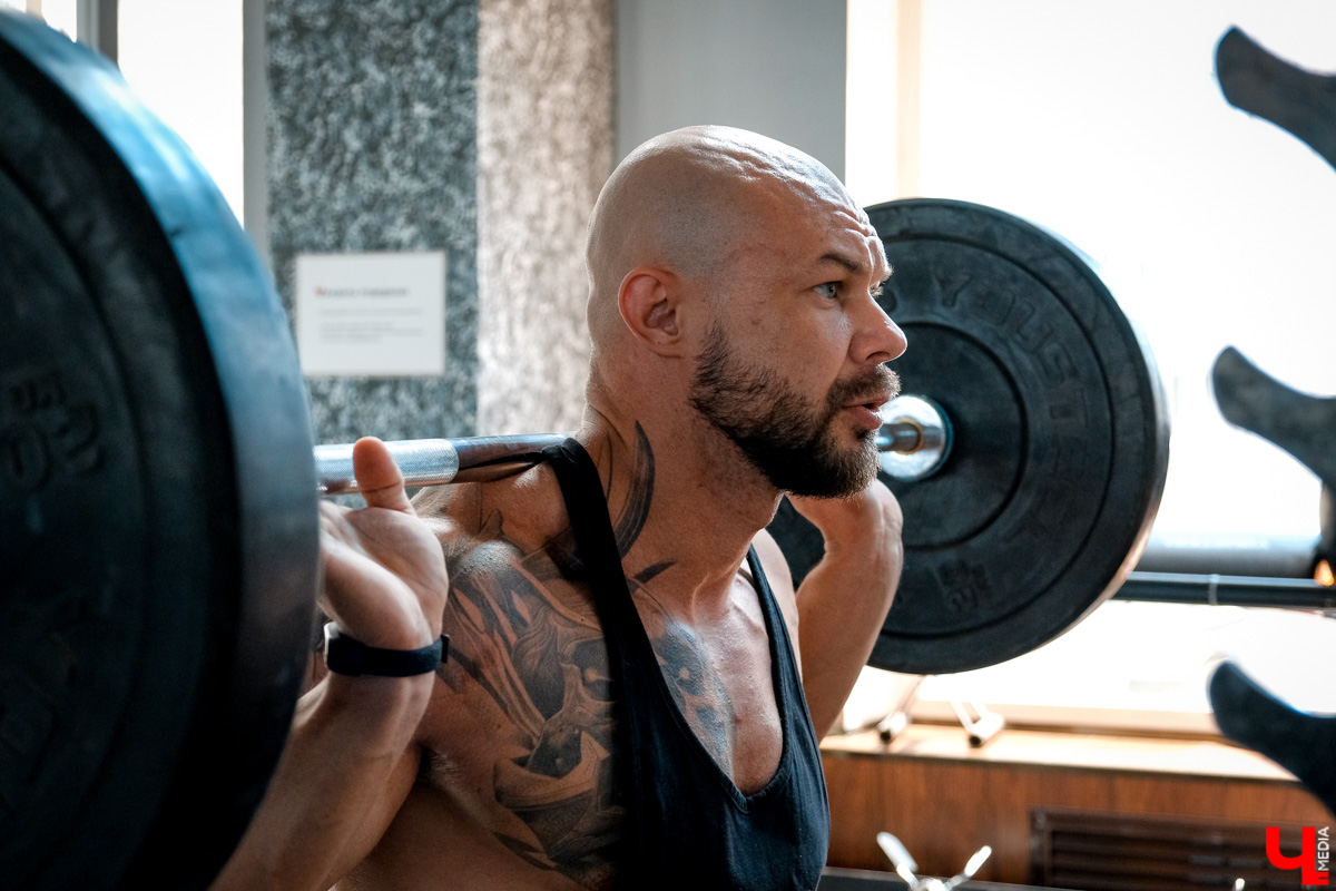 Владимирский спортсмен Александр Лебедев вернулся с чемпионата NPC Worldwide PRO Qualifier VL Classic. Его цель — попасть в Лас-Вегас на соревнования «Мистер Олимпия».