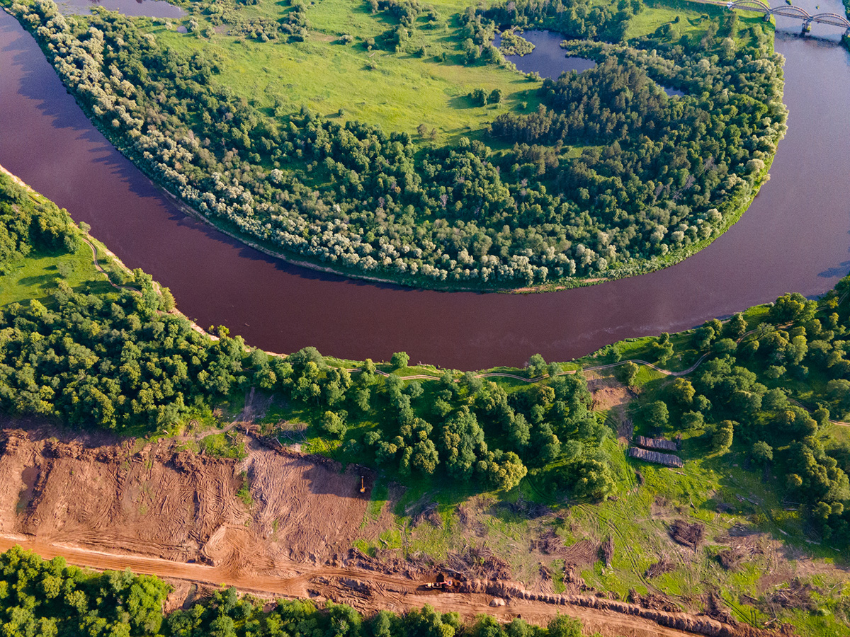 М12 строится. Платная трасса Москва-Казань идет совсем близко от Владимира и уничтожает красивейшие уголки природы.