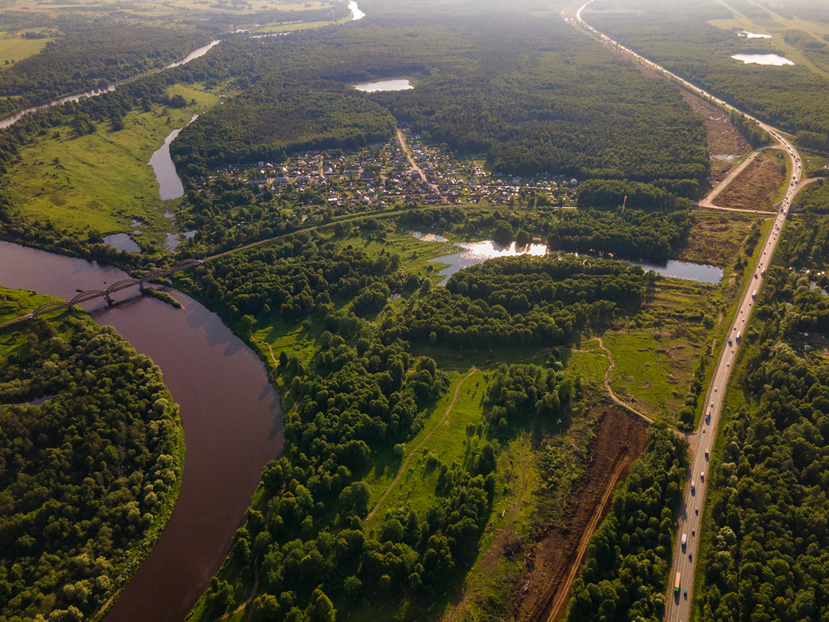 М12 строится. Платная трасса Москва-Казань идет совсем близко от Владимира и уничтожает красивейшие уголки природы.