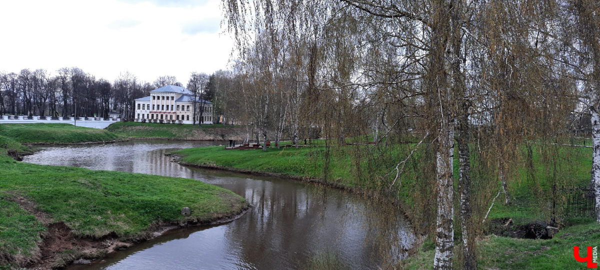 Не так давно журналист «Ключ-Медиа» побывала в Мышкине и Ростове Великом. А по дороге между городами успела заглянуть в Углич. Что там можно посмотреть всего за час? И стоило ли тратить время?