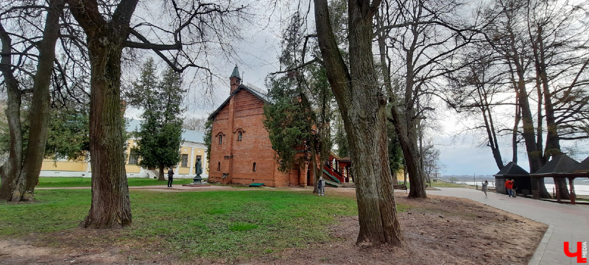 Не так давно журналист «Ключ-Медиа» побывала в Мышкине и Ростове Великом. А по дороге между городами успела заглянуть в Углич. Что там можно посмотреть всего за час? И стоило ли тратить время?