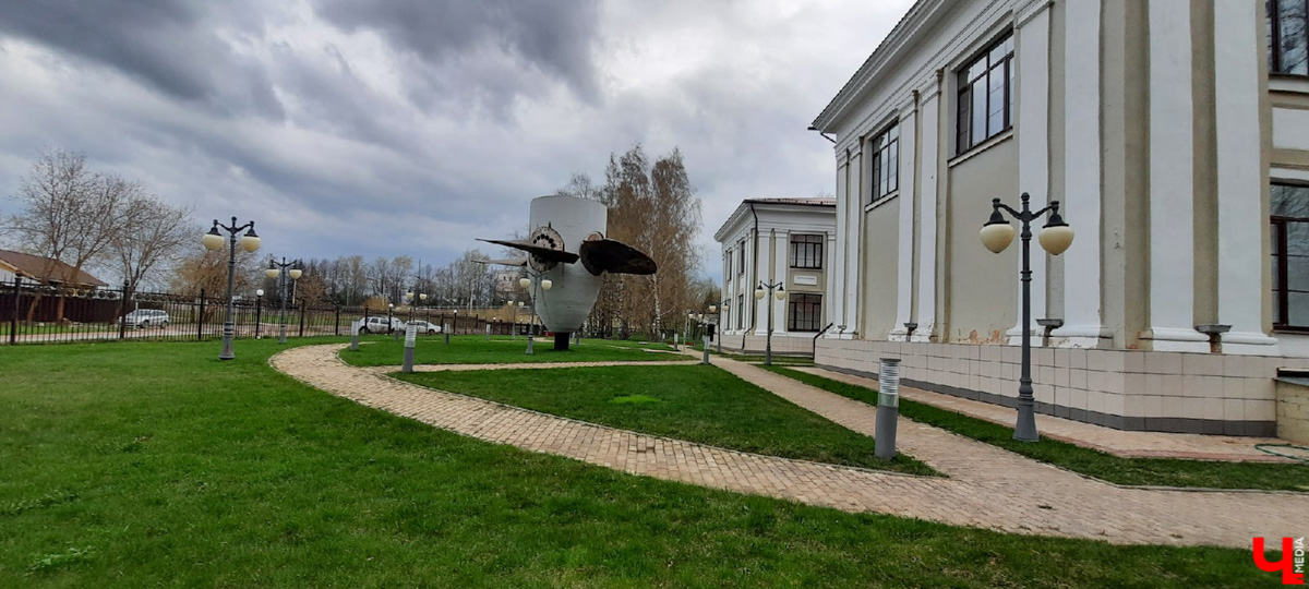 Не так давно журналист «Ключ-Медиа» побывала в Мышкине и Ростове Великом. А по дороге между городами успела заглянуть в Углич. Что там можно посмотреть всего за час? И стоило ли тратить время?
