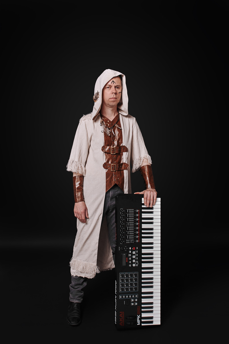 Владимирские прогрессив-шаманы Enine в сотрудничестве с лейблом из Чили презентуют второй альбом «Spiritus Natura». Узнаем, как заинтересовать зарубежных продюсеров с первых нот и при чем тут древние сказания.