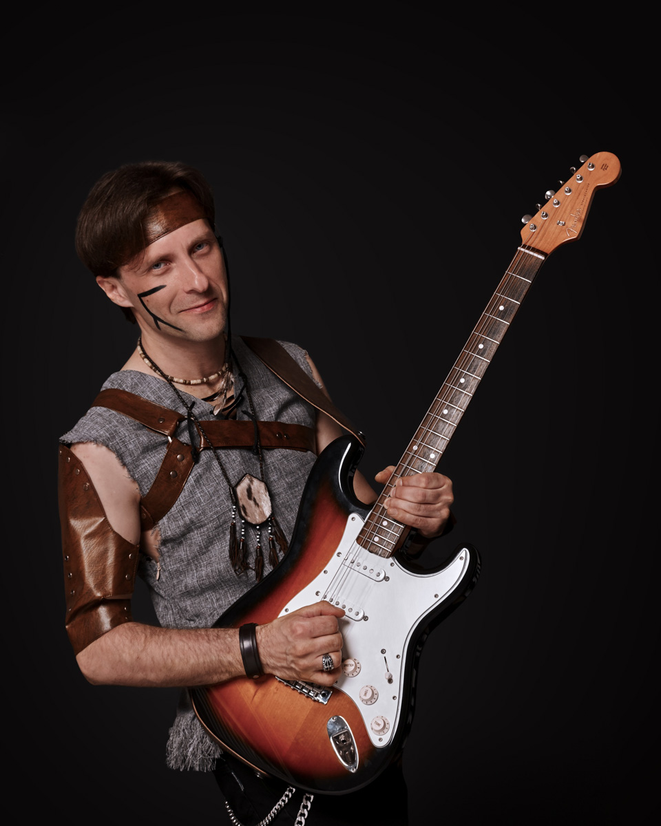 Владимирские прогрессив-шаманы Enine в сотрудничестве с лейблом из Чили презентуют второй альбом «Spiritus Natura». Узнаем, как заинтересовать зарубежных продюсеров с первых нот и при чем тут древние сказания.