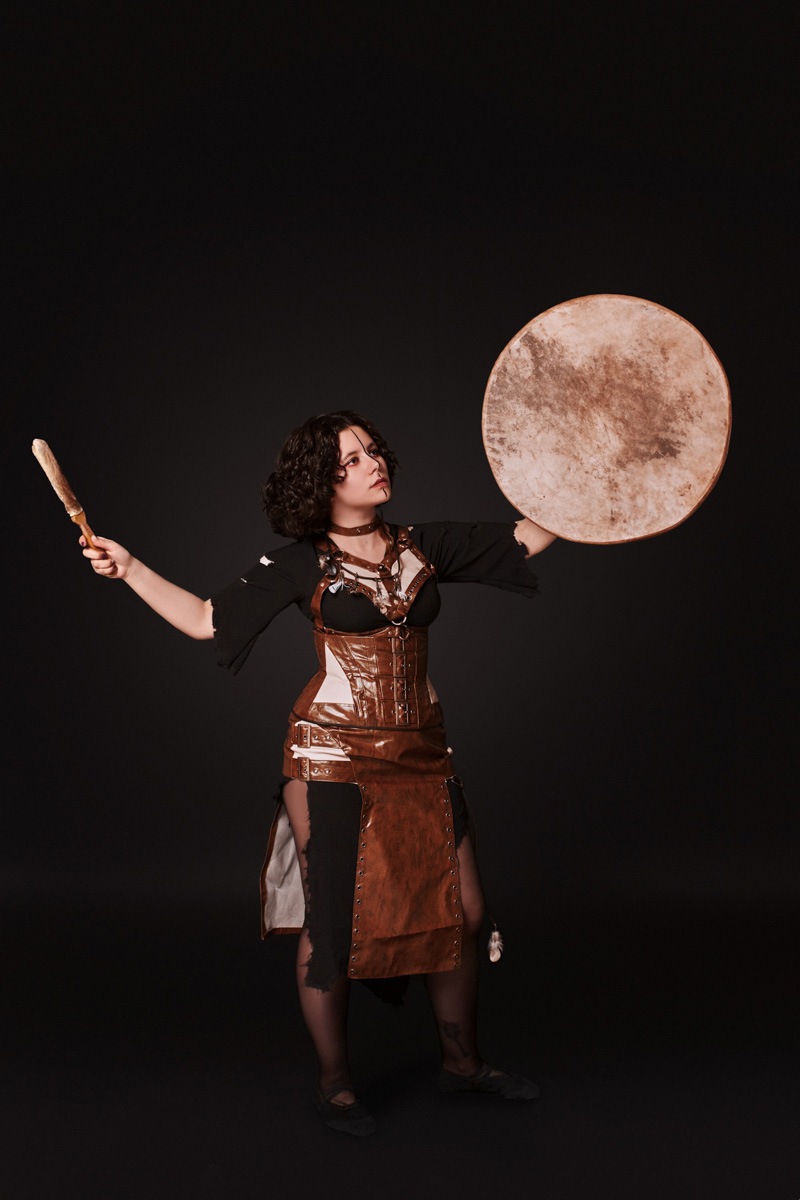 Владимирские прогрессив-шаманы Enine в сотрудничестве с лейблом из Чили презентуют второй альбом «Spiritus Natura». Узнаем, как заинтересовать зарубежных продюсеров с первых нот и при чем тут древние сказания.