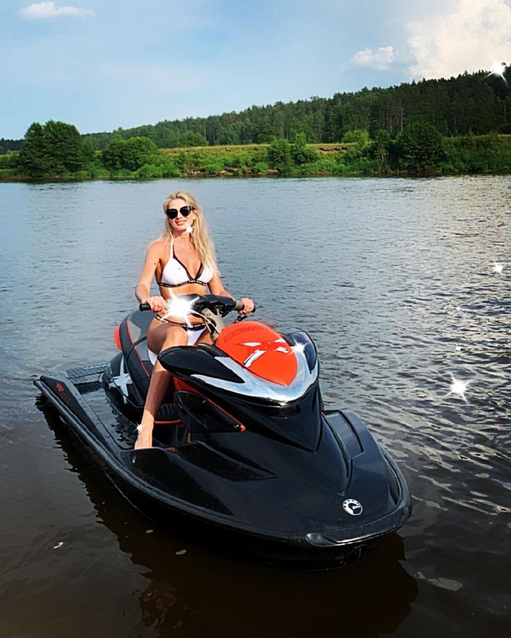 Адская жара спала, но мы не забудем ее еще очень долго. Как от нереального зноя спасались горожане – смотрите в нашей новой инстаграм-подборке.