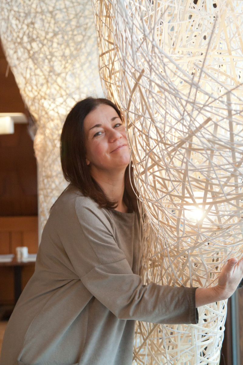 Владимирский дизайнер-декоратор Наталья Наянзина о своем участии в международном фестивале ленд-арта в Муслюмово и возможности появления таких объектов у нас в городе.