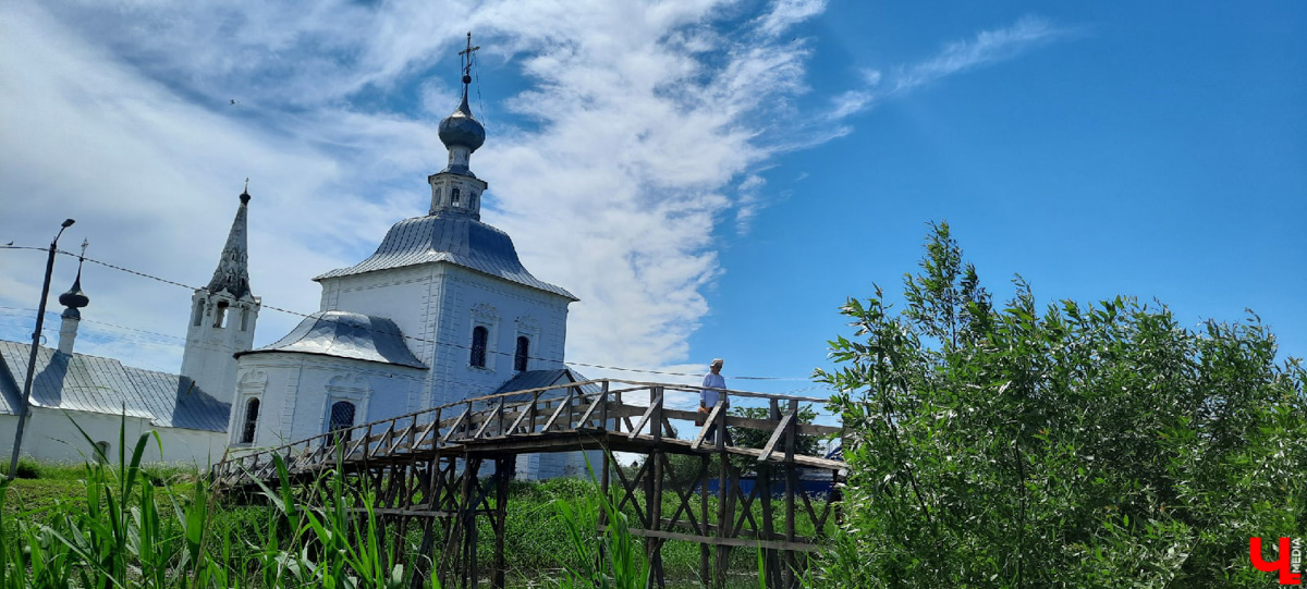 В Суздале за великолепным пейзажем далеко ходить не надо. Но все же порой гостю древнего города нелегко сориентироваться. Поэтому мы составили фотогид для большой прогулки.