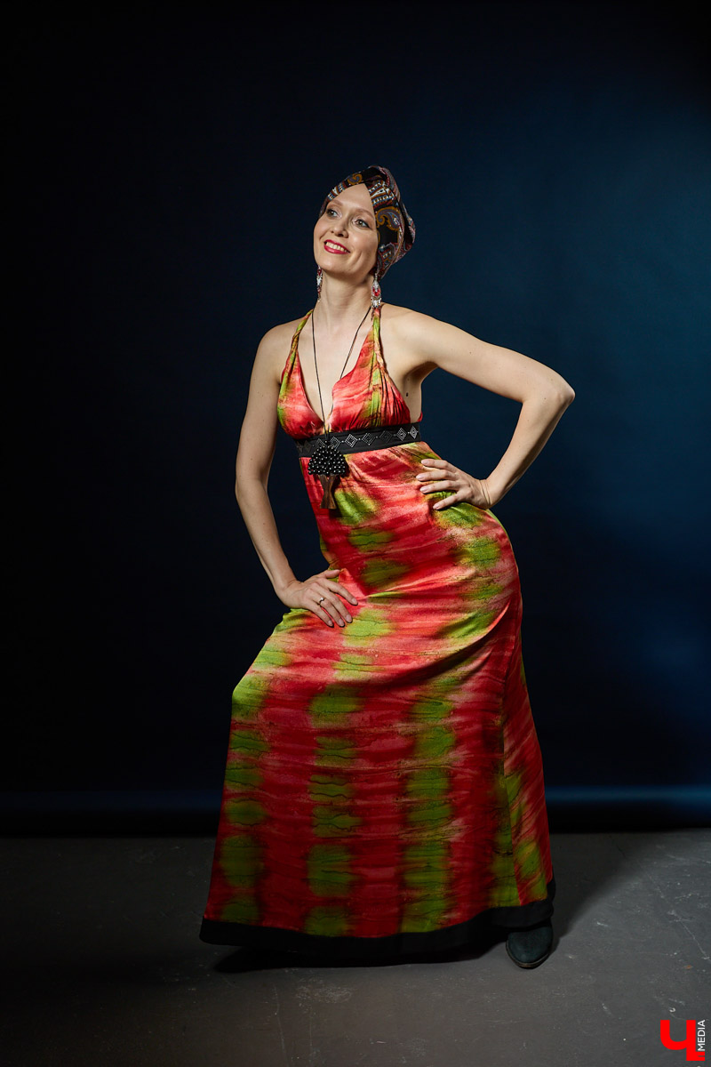 Как не растерять жизнелюбие, узнав о страшном диагнозе? Перебираем гардероб ZUMBA-инструктора Люси Пашковской, заряжаясь смелостью и женственностью.