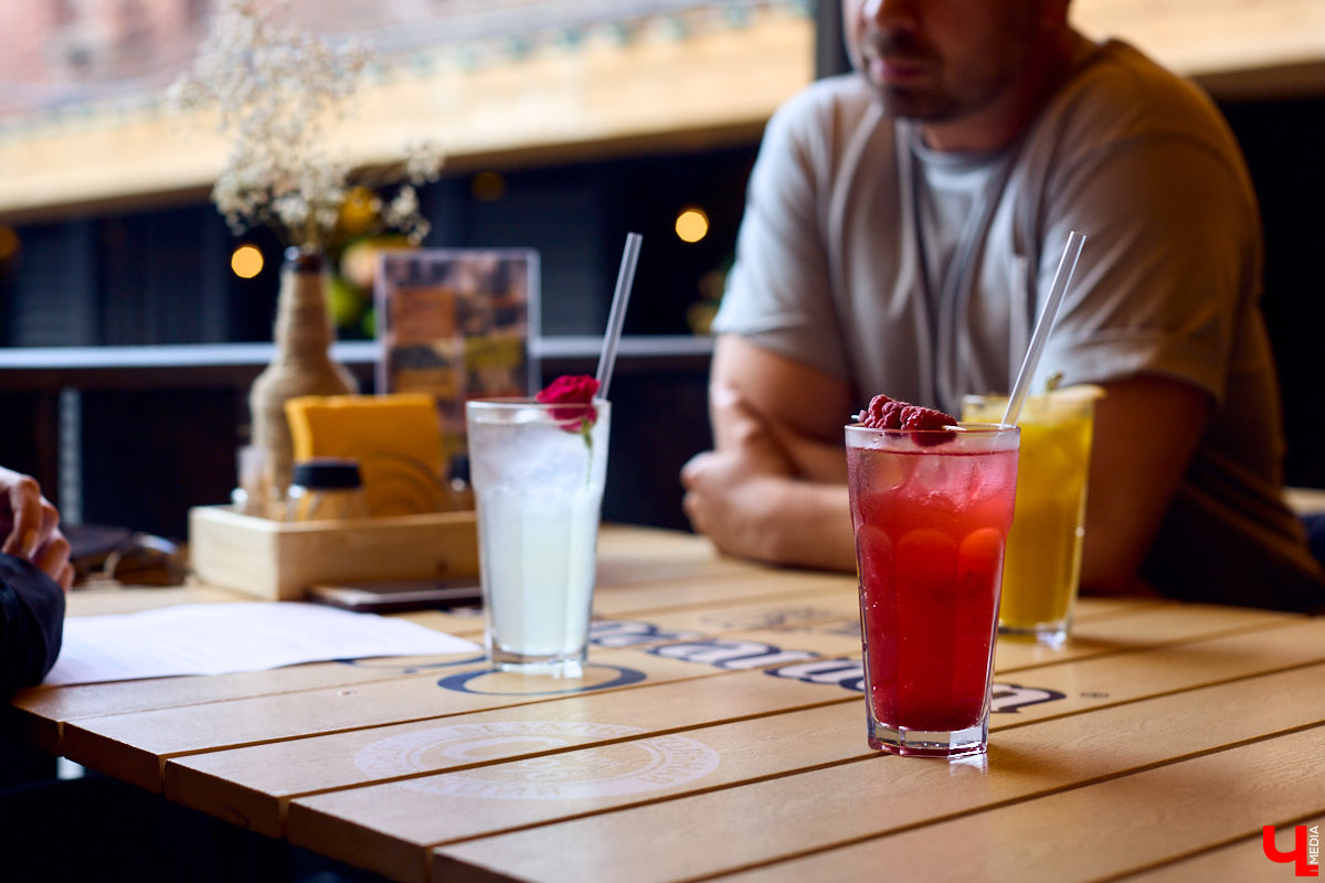 Ресторатор Александр Юрьев рассказал «Ключ-Медиа» о нелогичных запретах в период пандемии и о том, что поможет справиться с окончательным закрытием заведений общепита в городе.