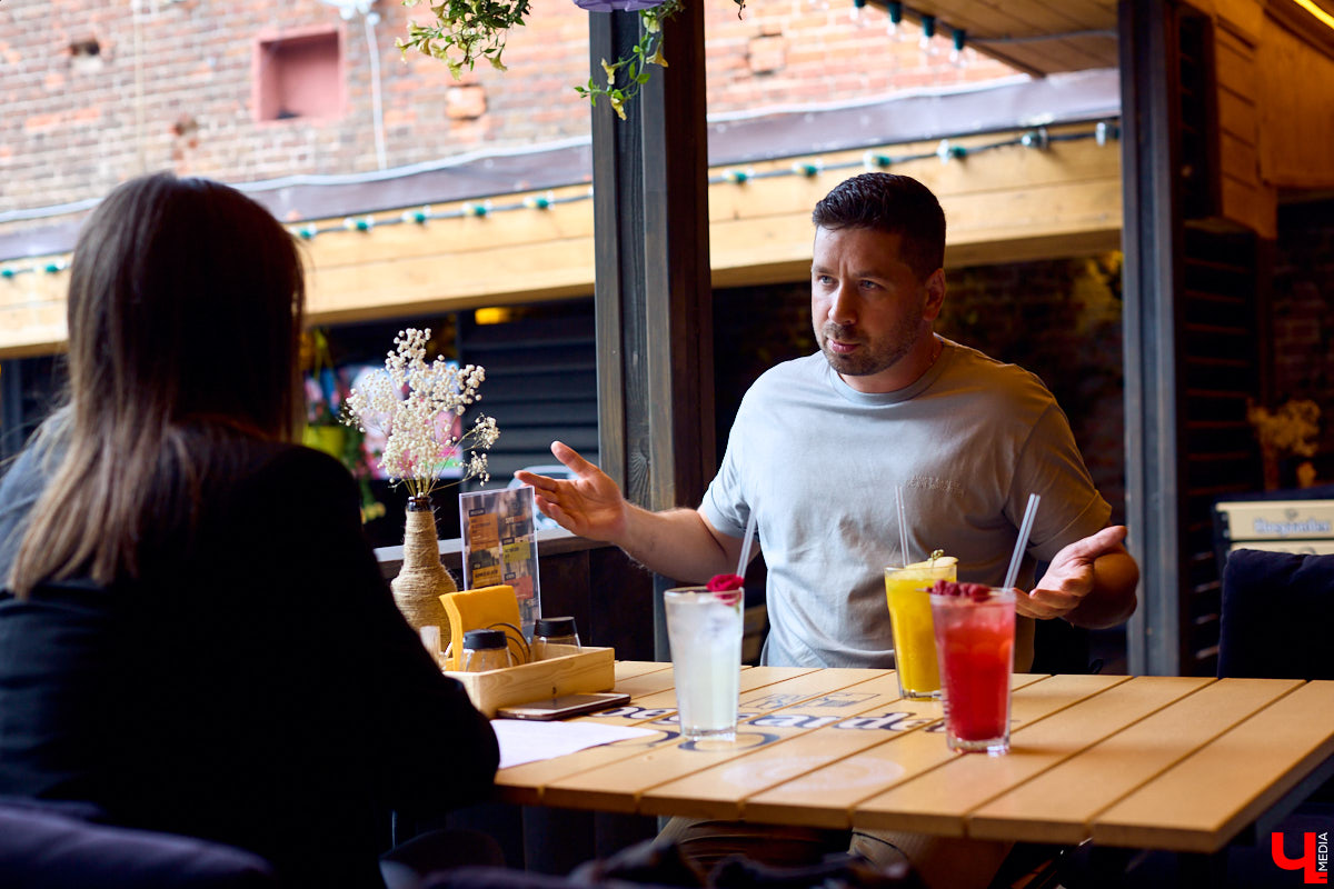 Ресторатор Александр Юрьев рассказал «Ключ-Медиа» о нелогичных запретах в период пандемии и о том, что поможет справиться с окончательным закрытием заведений общепита в городе.