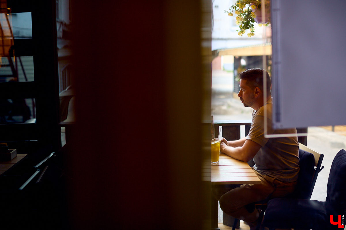 Ресторатор Александр Юрьев рассказал «Ключ-Медиа» о нелогичных запретах в период пандемии и о том, что поможет справиться с окончательным закрытием заведений общепита в городе.