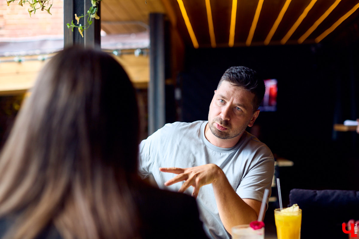 Ресторатор Александр Юрьев рассказал «Ключ-Медиа» о нелогичных запретах в период пандемии и о том, что поможет справиться с окончательным закрытием заведений общепита в городе.