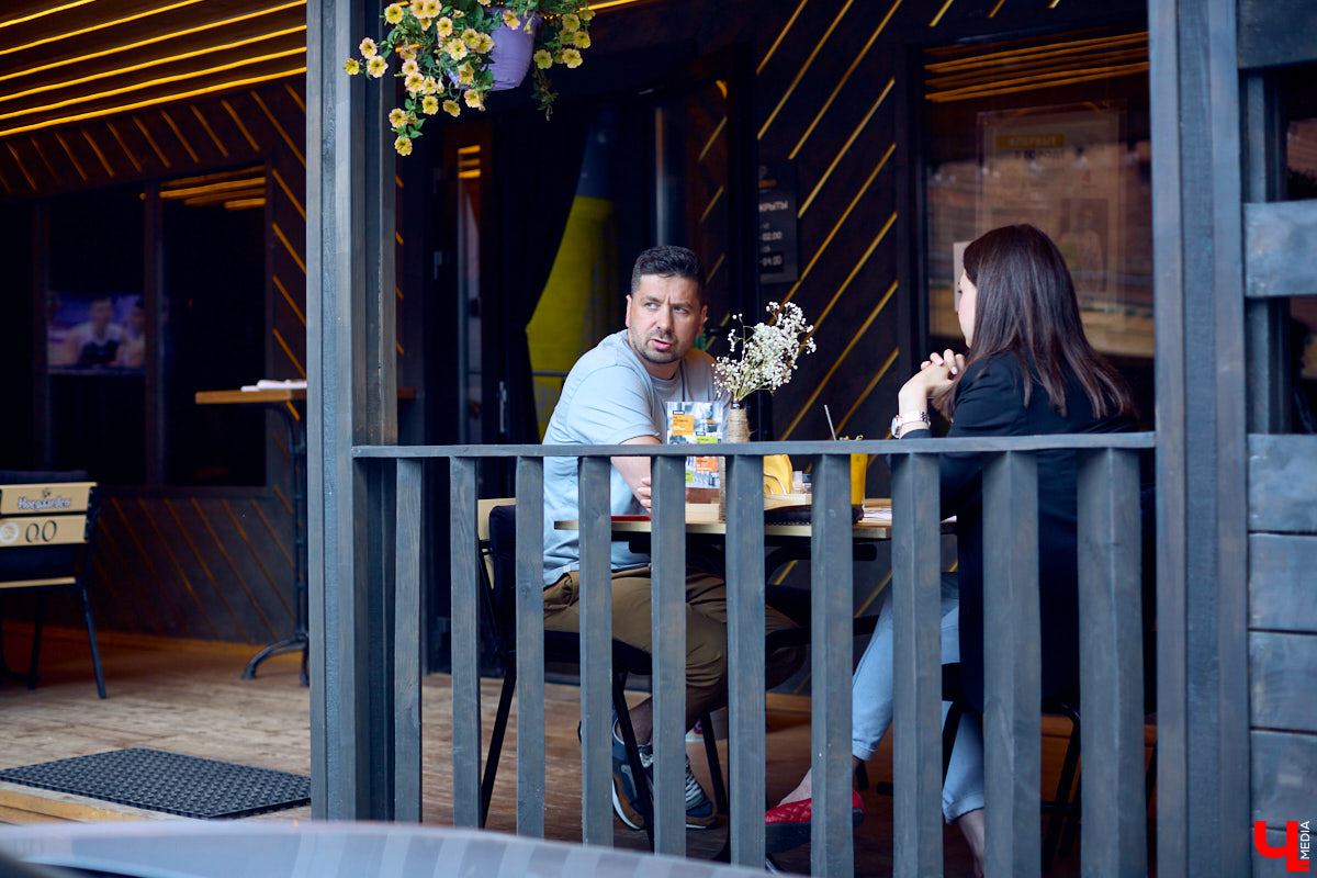 Ресторатор Александр Юрьев рассказал «Ключ-Медиа» о нелогичных запретах в период пандемии и о том, что поможет справиться с окончательным закрытием заведений общепита в городе.