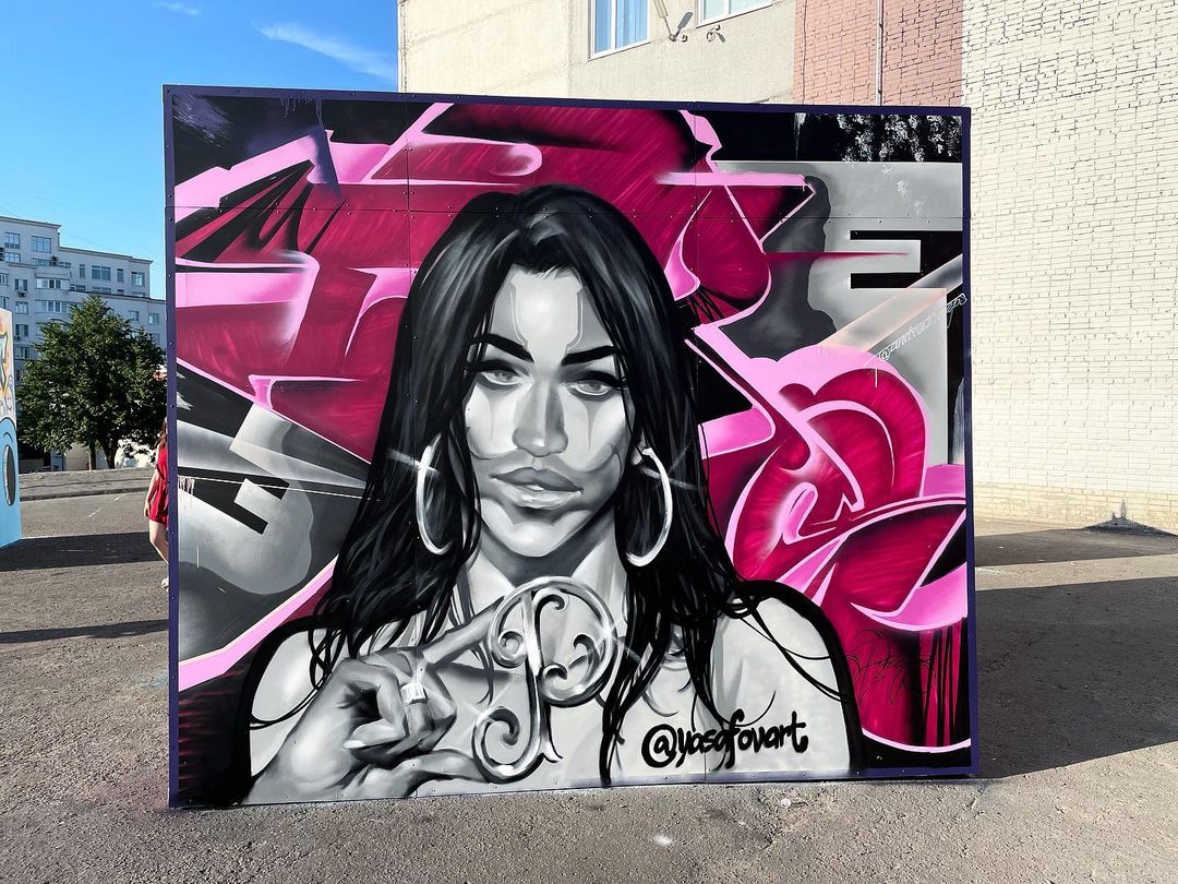 Теперь в центре Владимира можно обнаружить еще одну интересную локацию. Более 20 граффити-работ появились там благодаря местным художникам: здесь и мультяшные персонажи, и отсылка к городской айдентике, и «народное творчество» в тегах. «Ключ-Медиа» побывал на открытии фестиваля уличного искусства 33zagfest и готов рассказать, как это было!