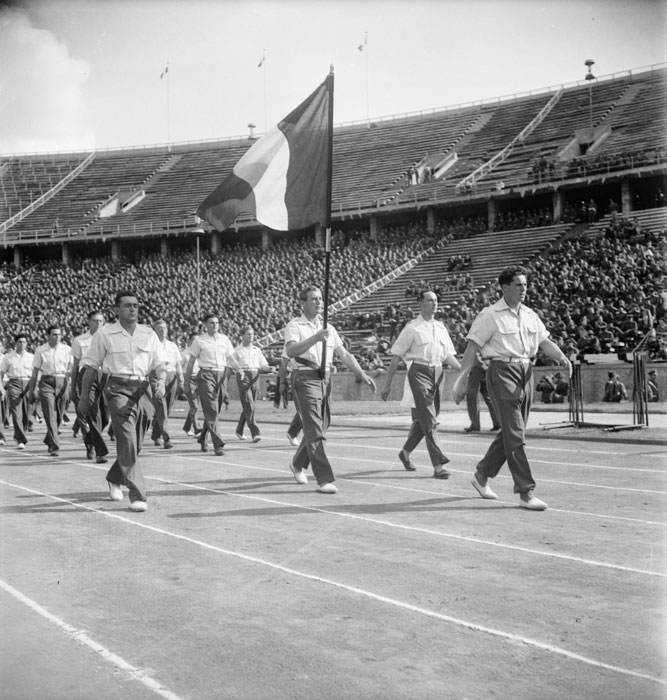 Можно ли футболом гордиться? Да, если вы живете… Нет, не в Бразилии. Во Владимирской области. У нас в регионе тоже случались невероятные спортивные подвиги.