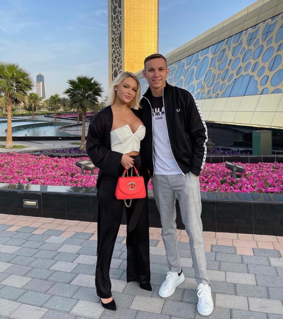 Сезон отпусков в самом разгаре, и многие владимирцы решили отправиться поближе к морю. Кто где отдыхает этим летом — смотрите в нашей новой инстаграм-подборке.