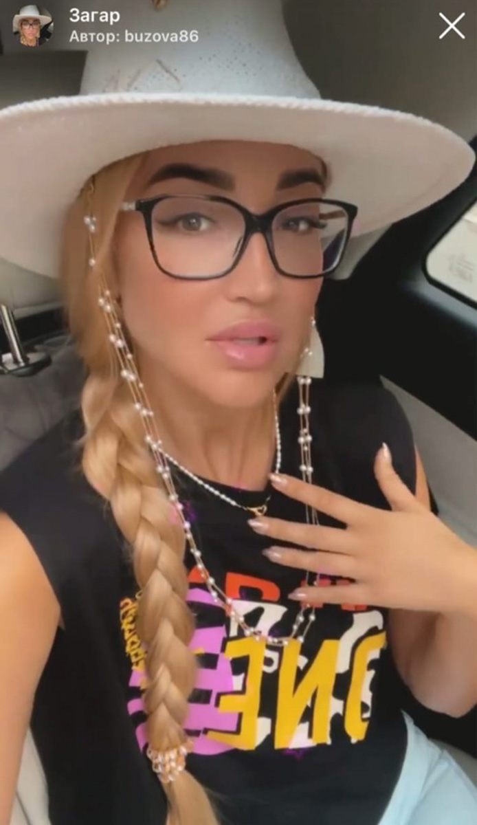 AR-маски – настоящий тренд современности. Изначально они были лишь развлечением, но потом стали буквально главным инструментом продвижения личного бренда в Instagram. Олеся Журавлева из Владимира год назад как раз стала автором популярных фильтров, которыми теперь пользуются именитые блогеры, предприниматели и звезды шоу-биза. 