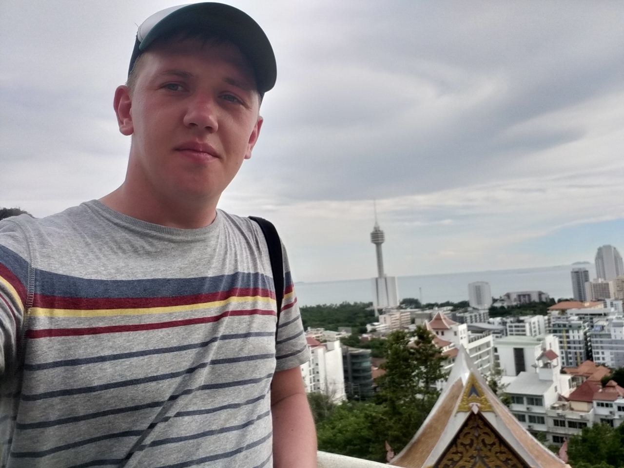 «Вакцинация от коронавируса — дело добровольное», — говорили они. Однако, сотрудникам 12 сфер деятельности во Владимирской области не оставили выбора. Как их представители относятся к новым правилам?