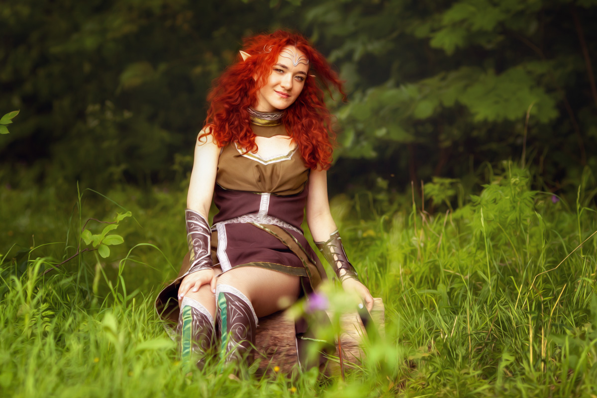 Этим летом владимирские фотографы и модели выбрались на природу, чтобы примерить на себя образы светлых и темных духов.