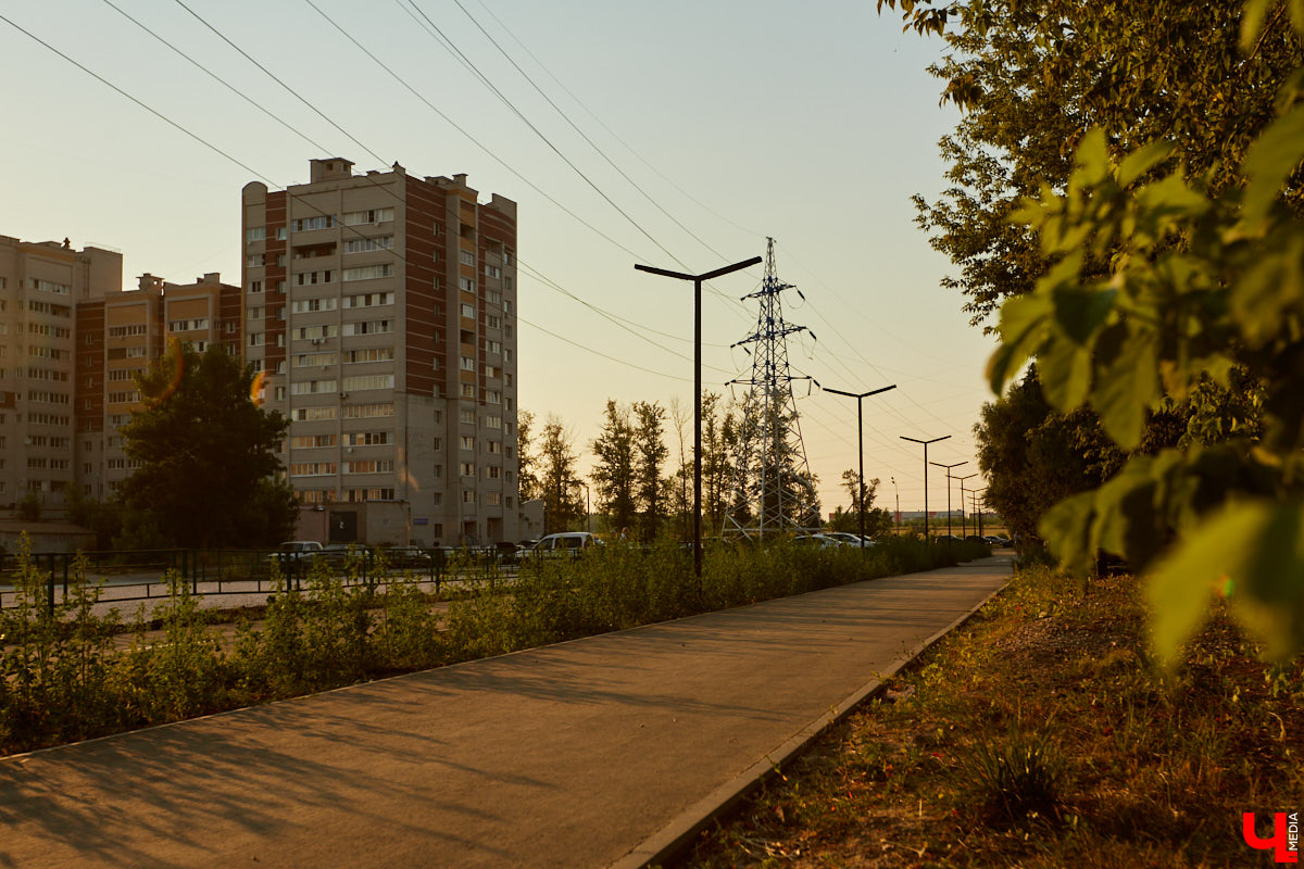 Где-то техника уже шумит и строит. Где-то гула «тяжелой артиллерии» еще только ждут. Посмотрели, как обстоят дела на нескольких важных для города объектах.