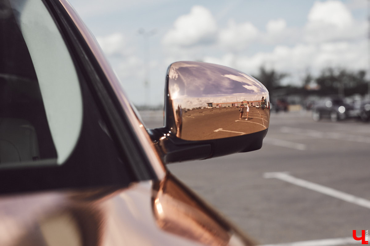 Бизнес-леди Юлия Берг рассказала о своем личном источнике позитива - новой Infiniti с оригинальным тюнингом.