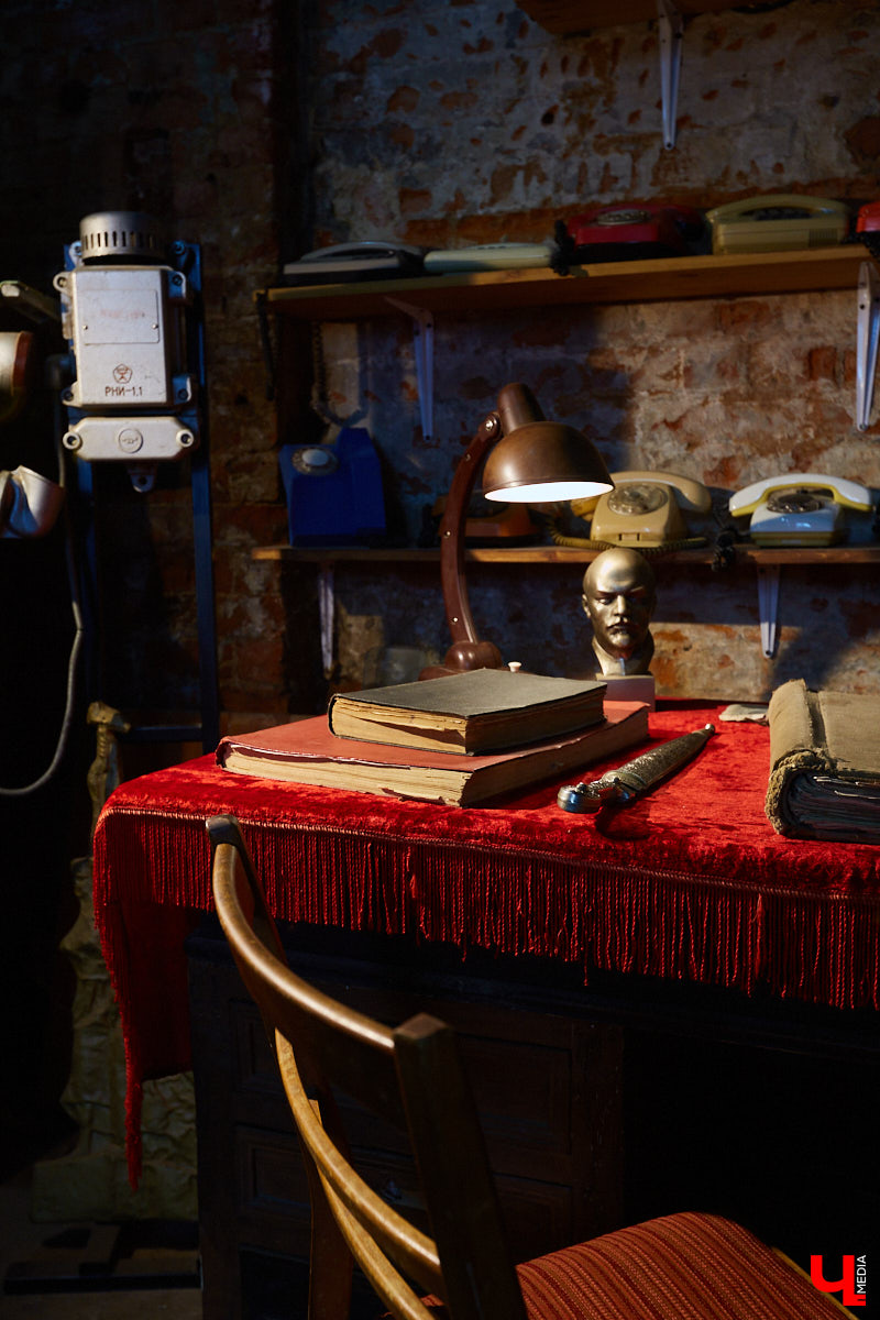 Конструктивизм, сталинский классицизм, советский модернизм — три основных периода архитектуры прошлого столетия. Какое влияние они оказали на дизайн мебели и интерьера?