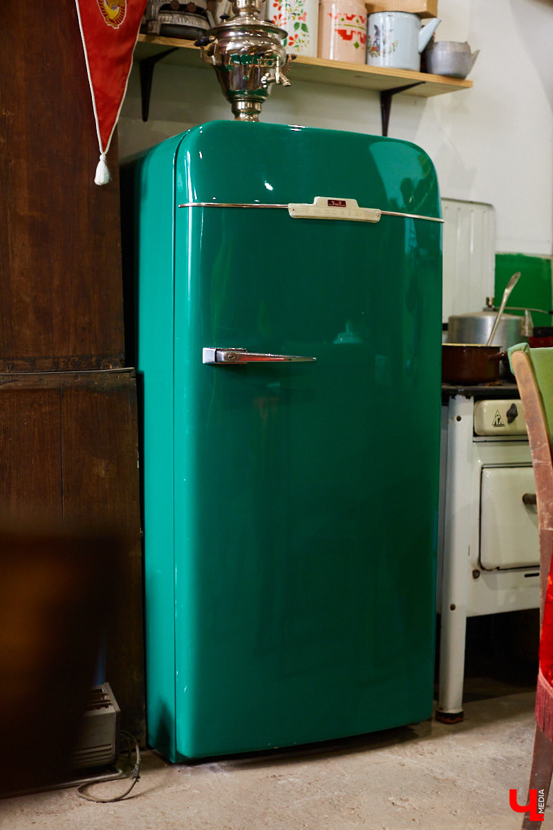 Конструктивизм, сталинский классицизм, советский модернизм — три основных периода архитектуры прошлого столетия. Какое влияние они оказали на дизайн мебели и интерьера?