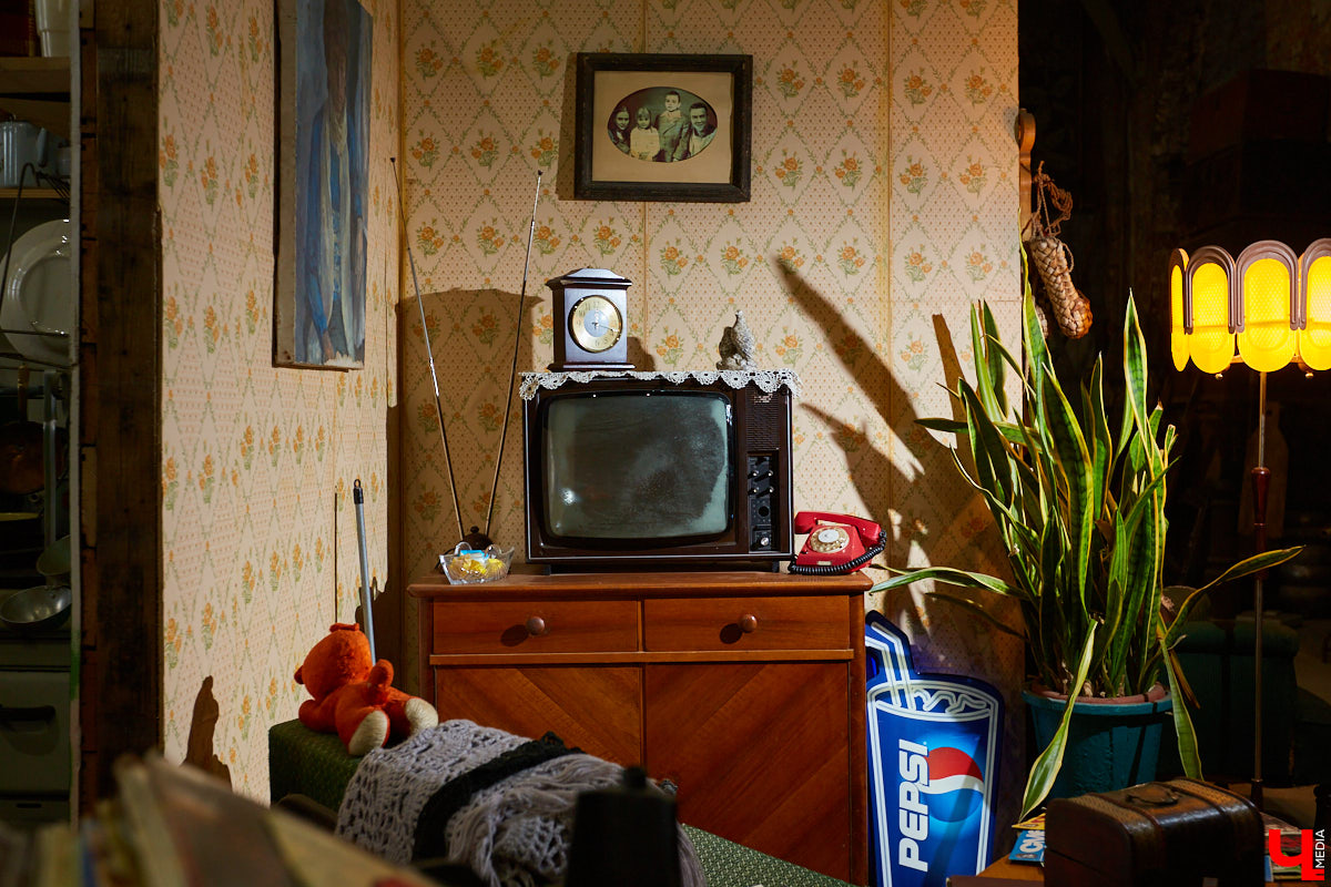 Конструктивизм, сталинский классицизм, советский модернизм — три основных периода архитектуры прошлого столетия. Какое влияние они оказали на дизайн мебели и интерьера?