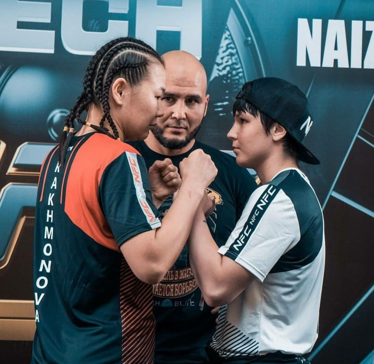 Победы в соревнованиях, тренировки, прыжки с парашютом, изучение корейского языка и личная жизнь. Корреспондент «Ключ-Медиа» узнал у 19-летней владимирской спортсменки Вероники Борисовой о том, как ей удается всё совмещать.