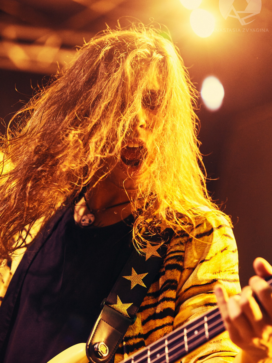 Давненько на владимирской сцене не звучал заводной мелодик-рок в исполнении сексуальных и скандальных Bosphorus Night. И тут, как гром среди ясного неба, — объявление о выступлении команды, которое пройдет 31 июля в «Другом Баре»! Впрочем, ходят слухи, что этот концерт может стать для группы последним.