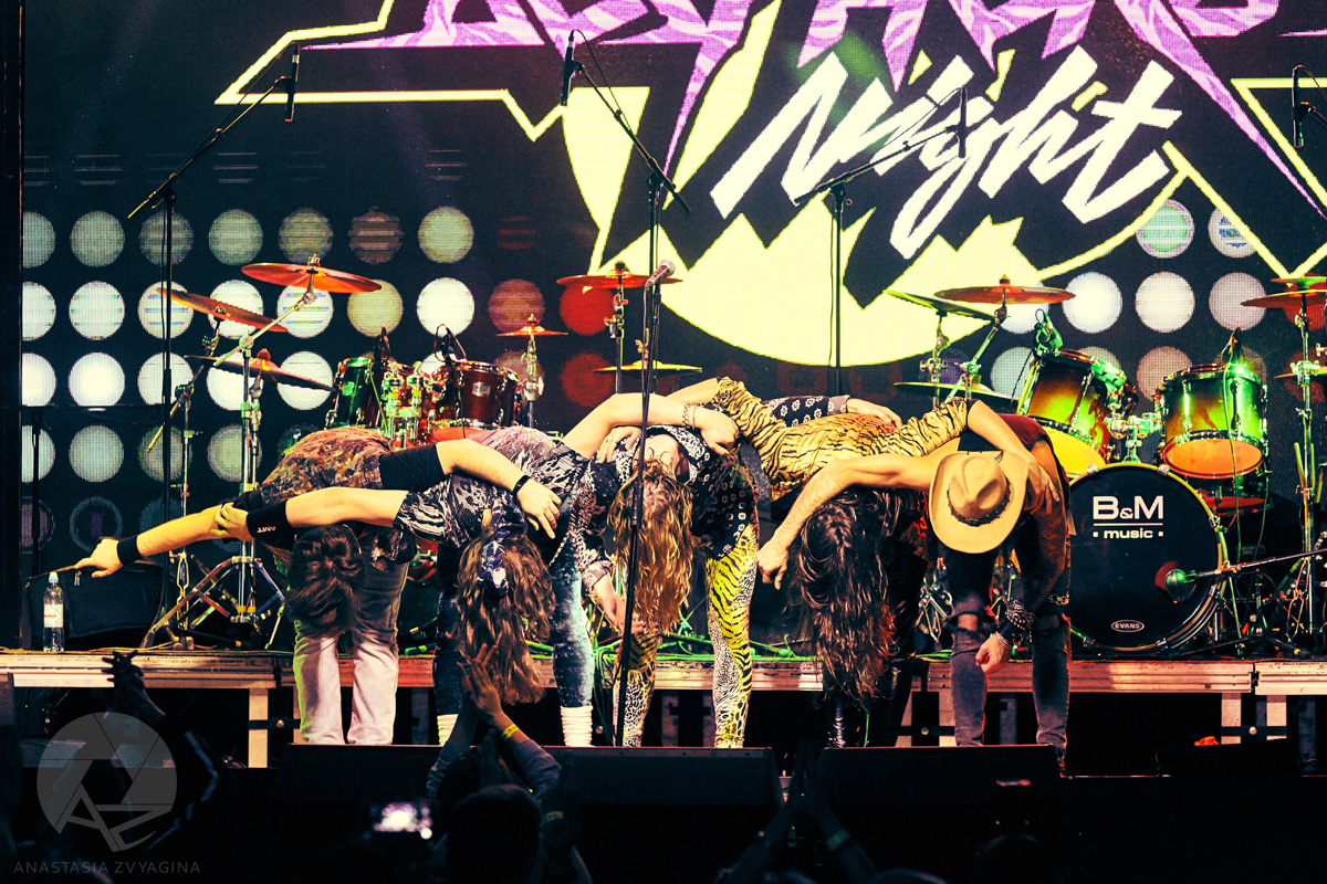 Давненько на владимирской сцене не звучал заводной мелодик-рок в исполнении сексуальных и скандальных Bosphorus Night. И тут, как гром среди ясного неба, — объявление о выступлении команды, которое пройдет 31 июля в «Другом Баре»! Впрочем, ходят слухи, что этот концерт может стать для группы последним.