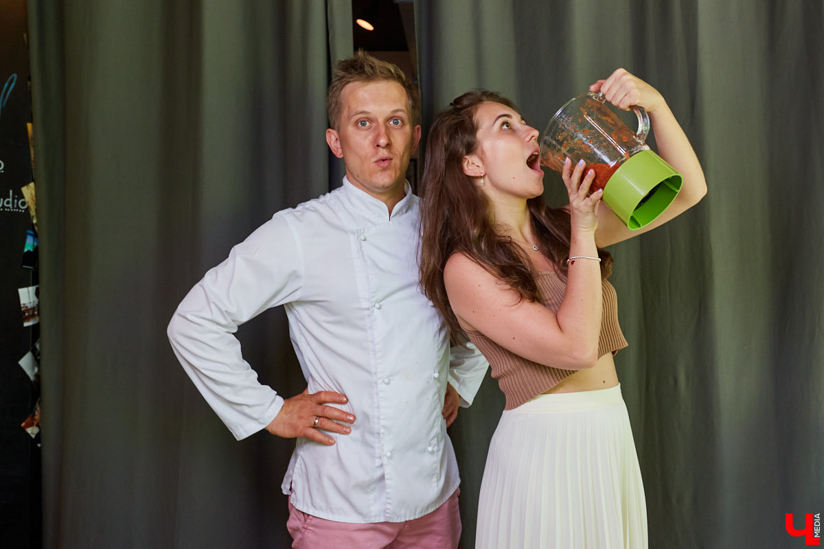 Руководитель танцевальной академии «LaViDanza» и бизнесвумен освоила навыки андалузских гаспачеро.