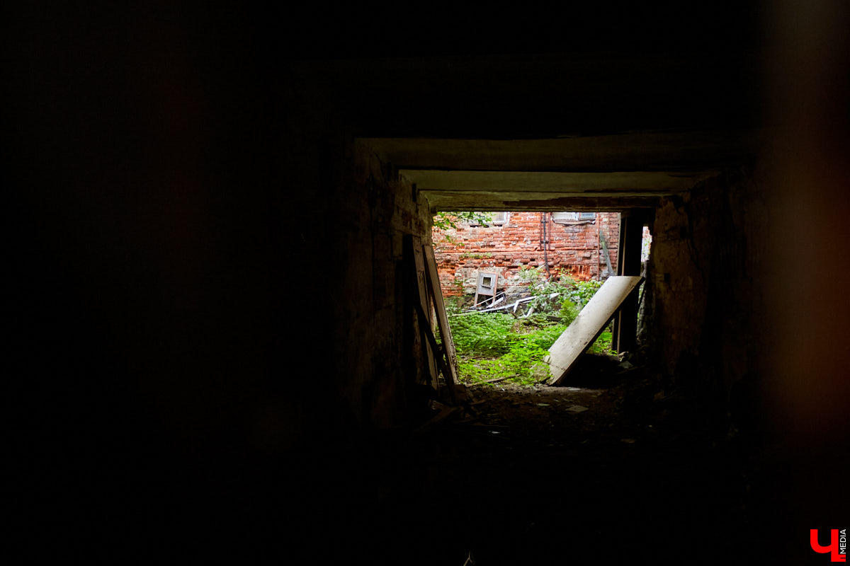 Сносить, реставрировать или забыть? Что делать со старинными владимирскими домами? Однозначного ответа нет, но задуматься в очередной раз стоит.