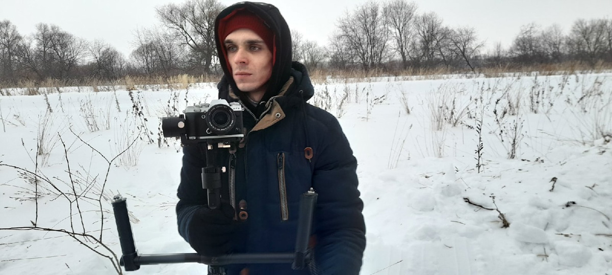 «Приветствую, друже! Загадочная тропа привела тебя сюда не просто так. Каждая песня «Агидель» - это отдельный мир, в котором схлестнулись добро и зло», - именно такие строки встречают каждого, кто решит зайти на страницу владимирской фолк-рок группы «Агидель». . А еще в самом верху ленты всех любопытных ждет новый клип группы на песню «Воет волк».