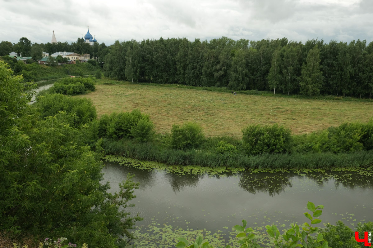 Более 60 фильмов снимали в Суздале. Внушительная цифра! Мы попробовали составить киноретроспективу. Конечно, пришлось выбирать.
