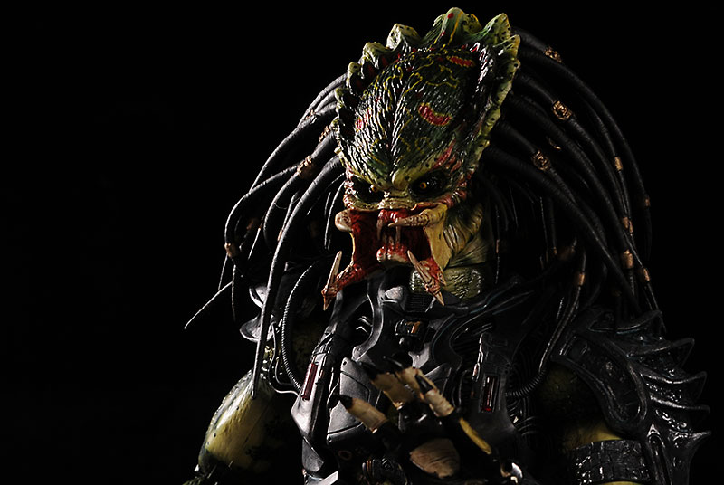 Непонятные тени, монстры и другие странные галлюцинации, которые видят люди, страдающие сонным параличом. Корреспондент «Ключ-Медиа» собрал истории столкнувшихся с этим кошмаром владимирцев и разобрался с причинами возникновения данного явления.