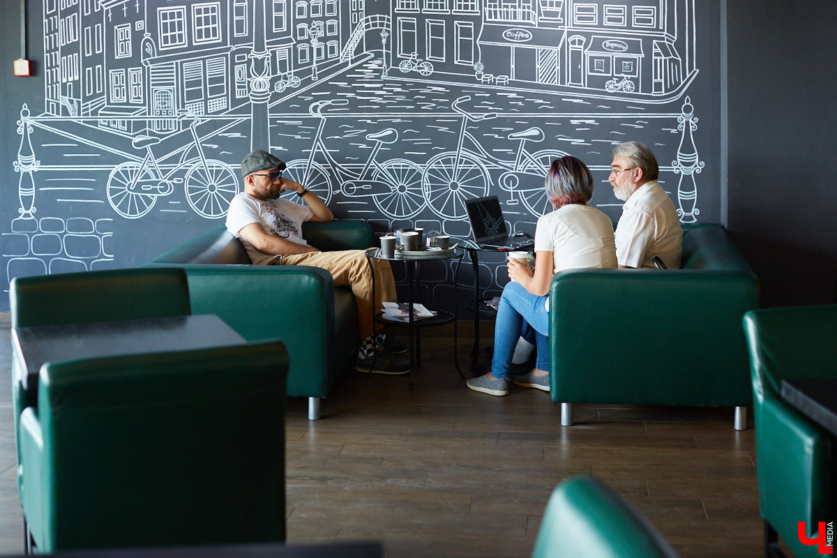 История полна удивительных совпадений. Например, вы знали, что наш Тимофей Копылов и Федор Шаляпин - в какой-то мере односельчане? Мы тоже удивлены. Но из песни слов не выкинешь!