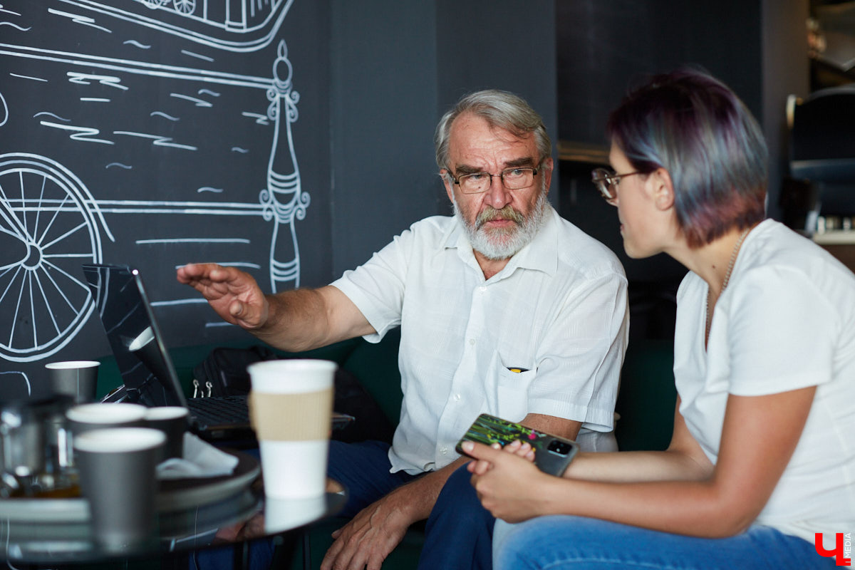История полна удивительных совпадений. Например, вы знали, что наш Тимофей Копылов и Федор Шаляпин - в какой-то мере односельчане? Мы тоже удивлены. Но из песни слов не выкинешь!