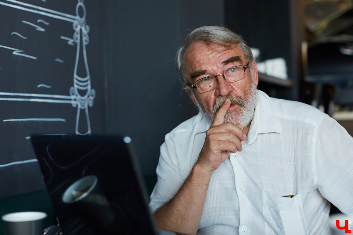 История полна удивительных совпадений. Например, вы знали, что наш Тимофей Копылов и Федор Шаляпин - в какой-то мере односельчане? Мы тоже удивлены. Но из песни слов не выкинешь!