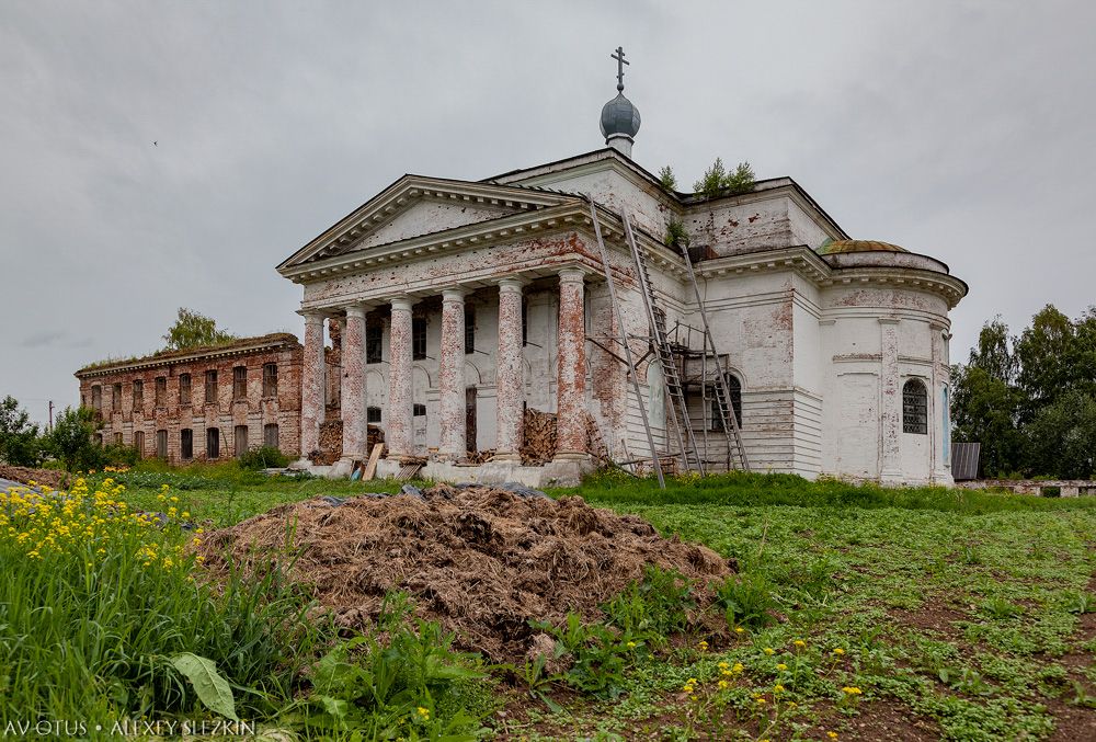 История полна удивительных совпадений. Например, вы знали, что наш Тимофей Копылов и Федор Шаляпин - в какой-то мере односельчане? Мы тоже удивлены. Но из песни слов не выкинешь!