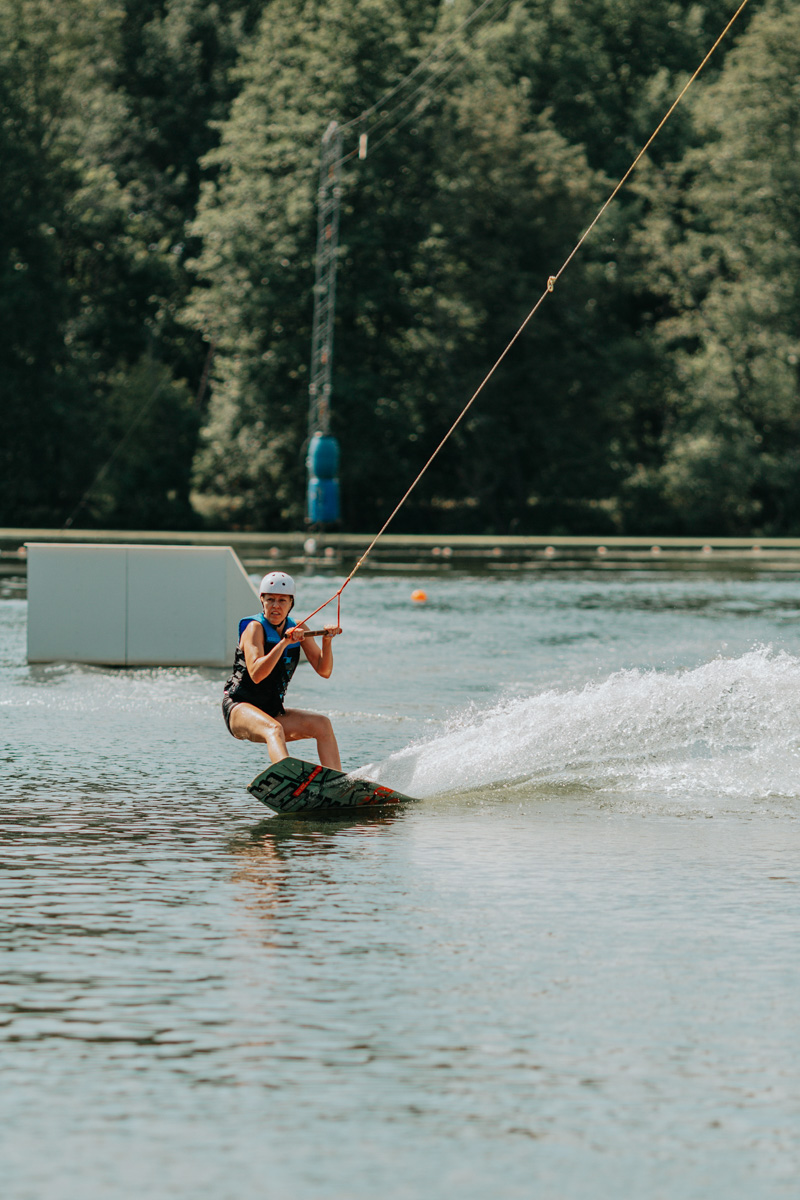 В минувшие выходные владимирцы шумно отмечали день рождения Загородного парка. Самые яркие события праздника прошли в районе озера.