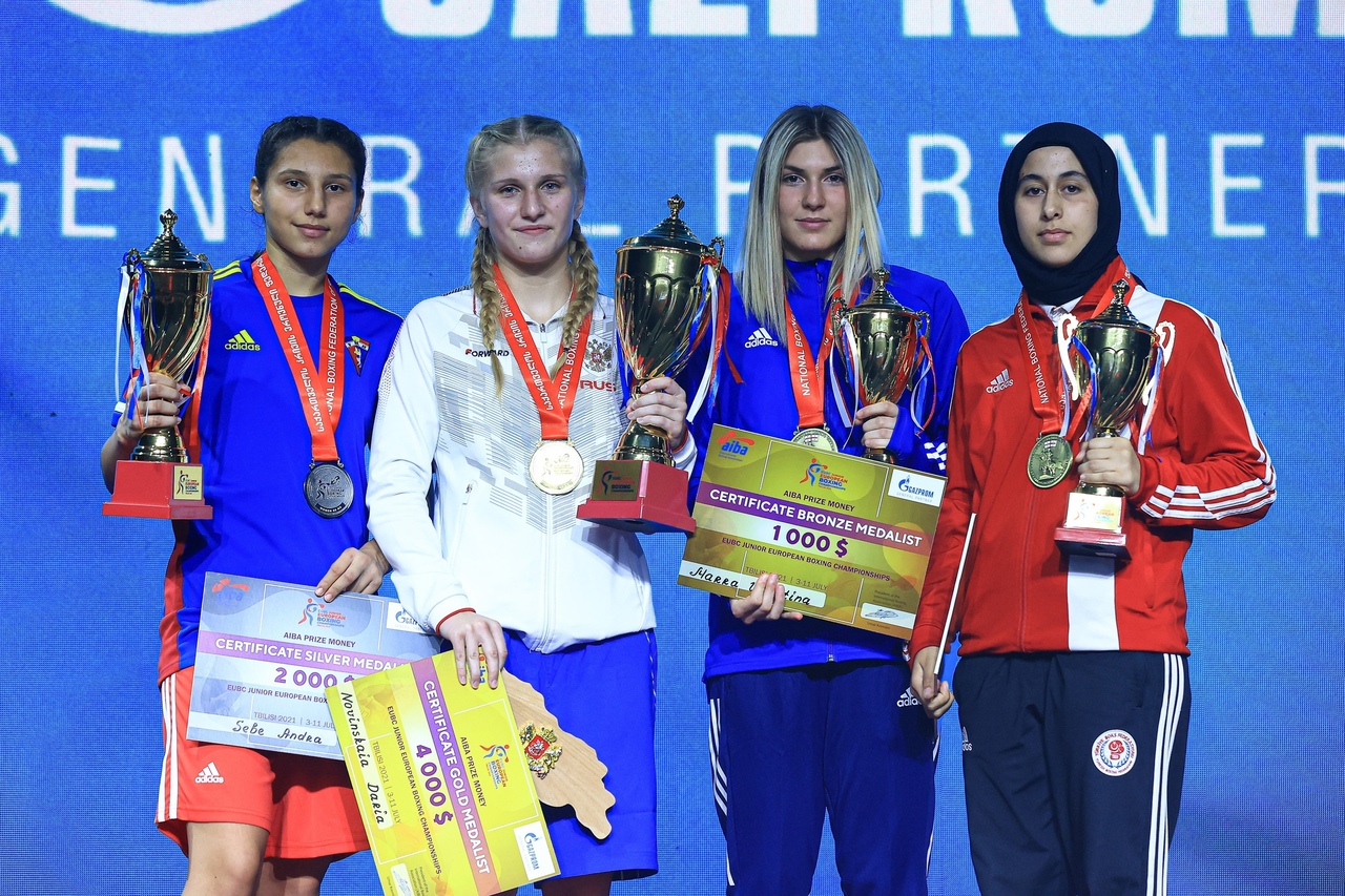 Владимирские девушки занимают призовые места, как считают многие, в совсем не женских видах спорта. Сегодня мы расскажем вам об их успехах и взглядах на стереотипное мышление.