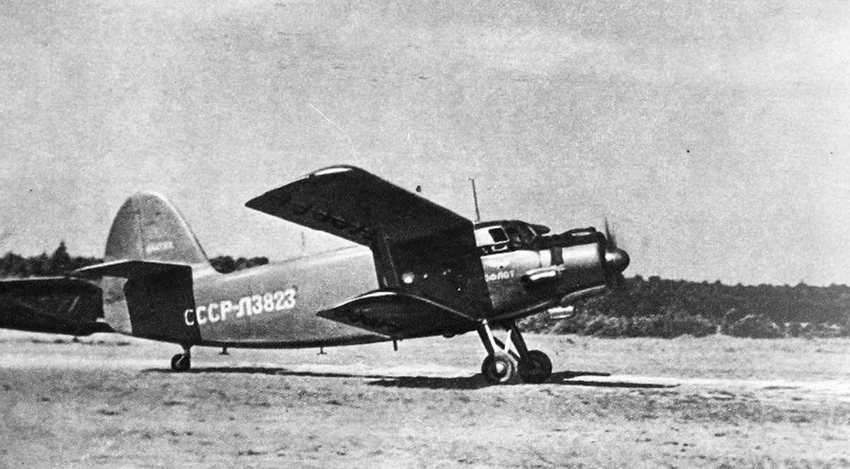 Агенты ЦРУ душу бы продали за такой отчет. Но теперь все строго по несекретным документам — рассказываем историю владимирской авиации. Ведь есть важный повод — 75-летие аэропорта «Семязино».