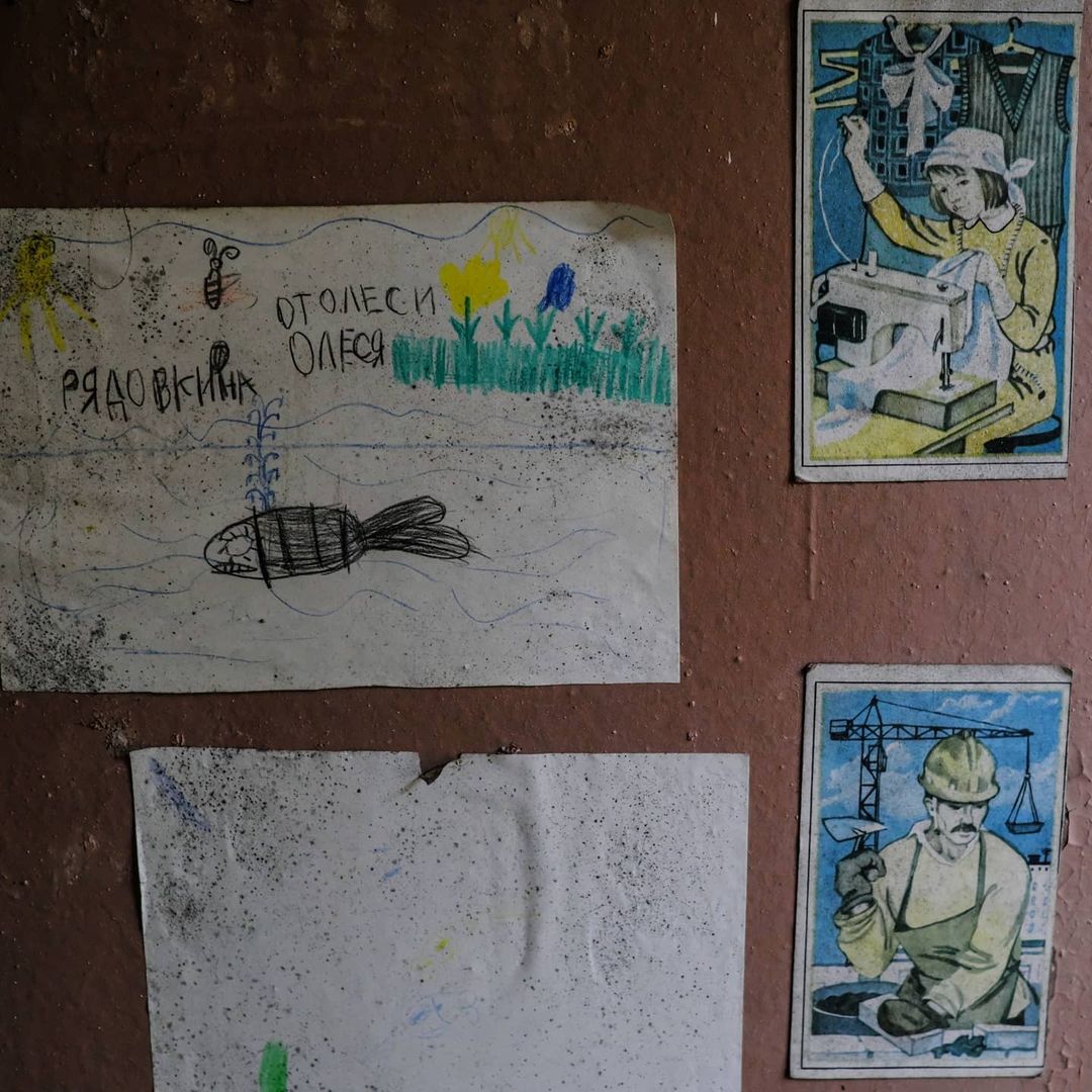 Знаете, что представляет из себя детская дача? Изучаем забытую, но хорошо сохранившуюся заброшку под Владимиром с индустриальным туристом Михаилом @abandonedvintage.